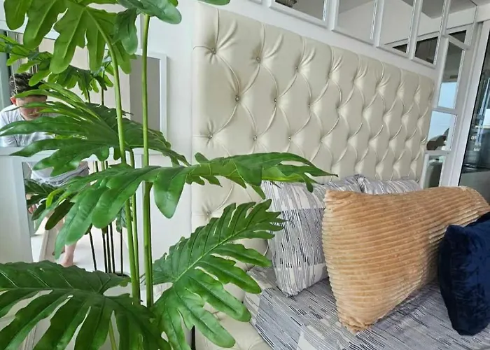 Luxury Staycation Miami Escape * 马尼拉