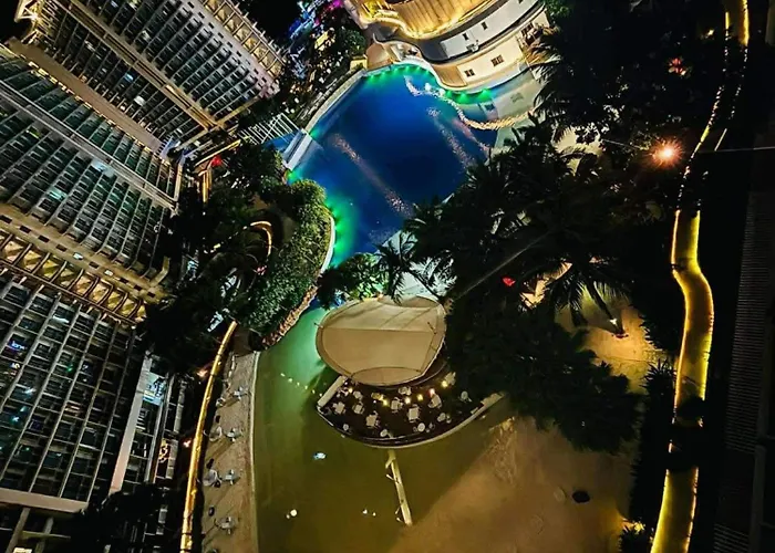 Luxury Staycation Miami Escape *
